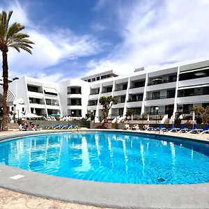 https://apartamento-cettina-tenerife-sur.in-canary-islands.com