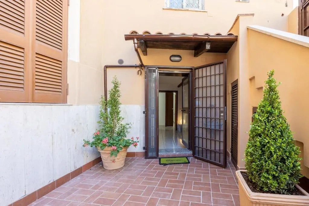 Casa Gianni 5 Stelle Apartment With Garden Rome 0*,  Italie