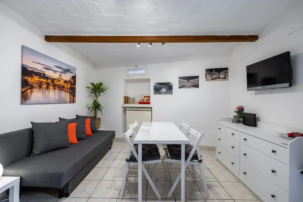 Casa Gianni 5 Stelle Apartment With Garden Rome 0*,  Italie